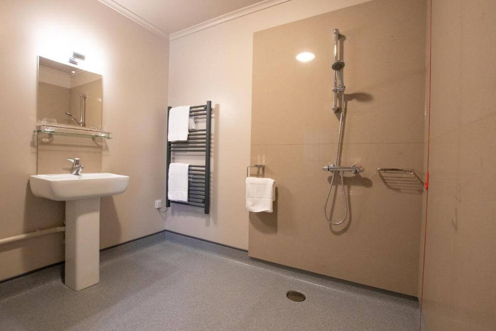 Standard Twin Room Hotel Stambridge 1